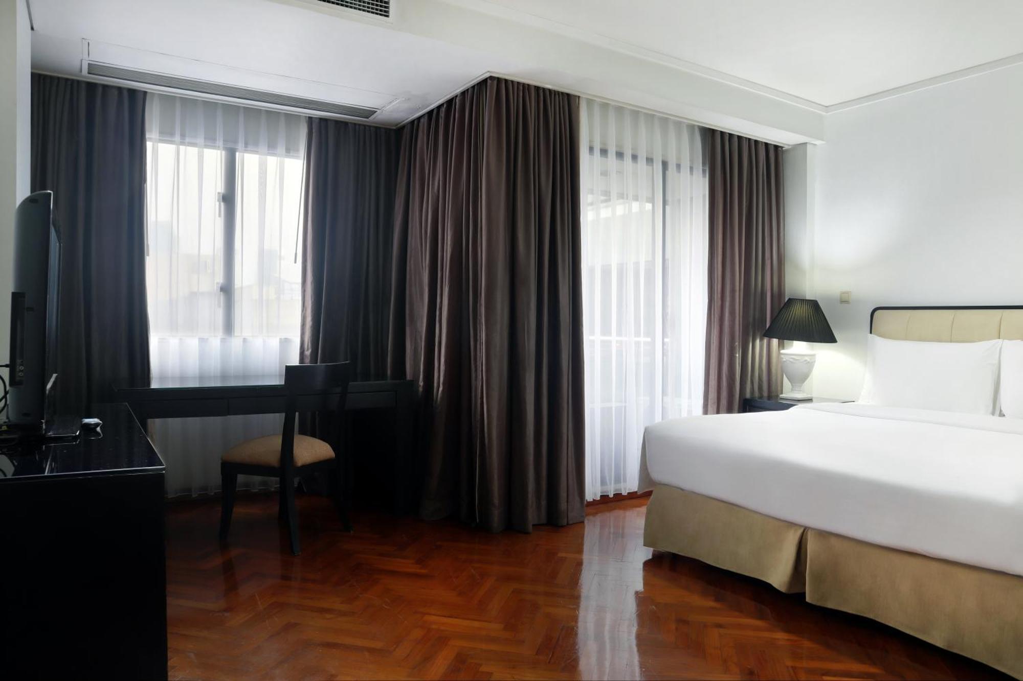 Oakwood Suites Kuningan Jakarta Exterior foto