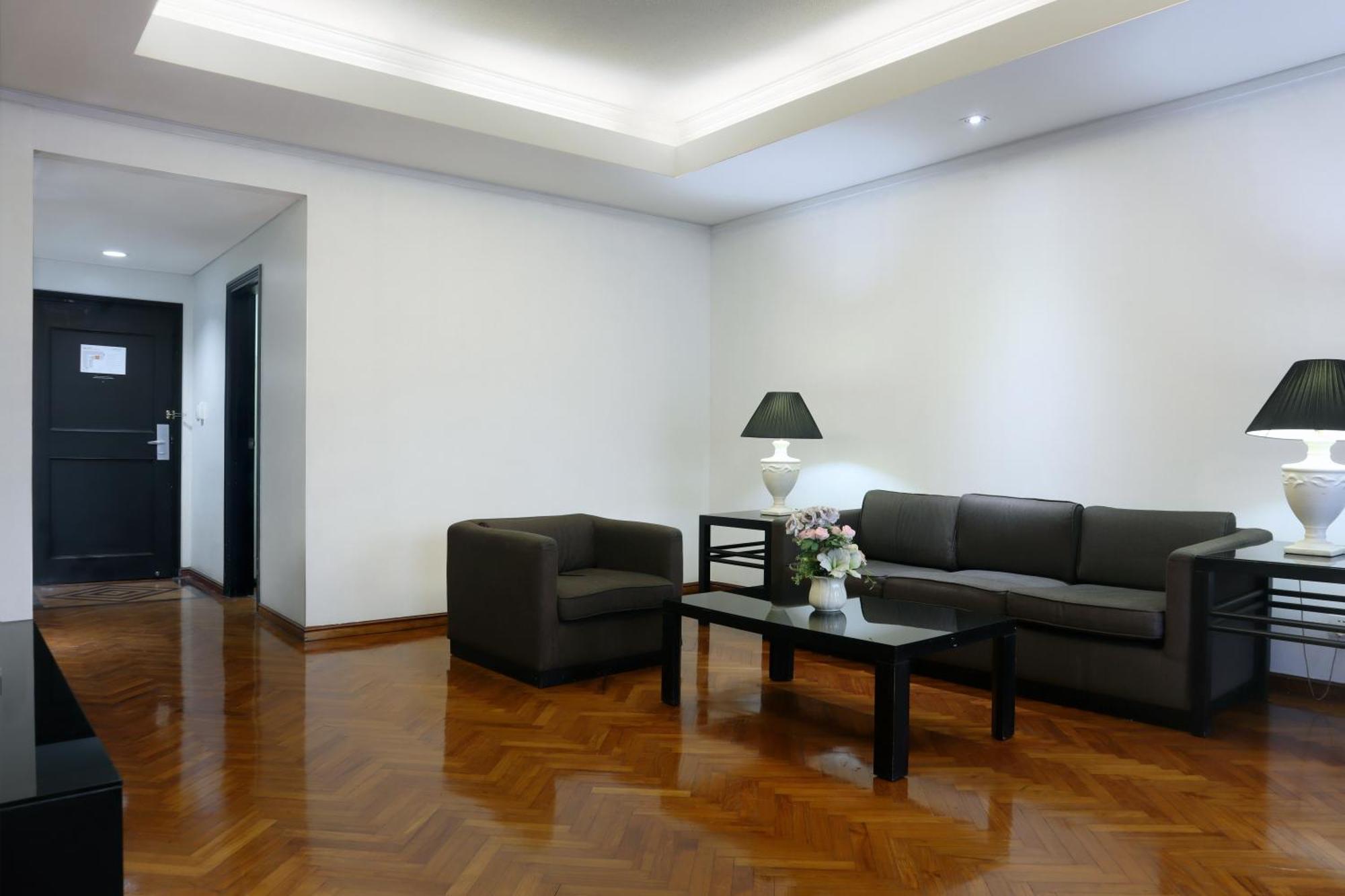 Oakwood Suites Kuningan Jakarta Exterior foto